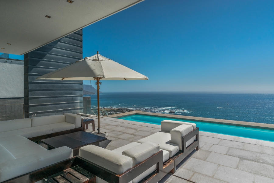 5 Bedroom Property for Sale in Clifton Western Cape